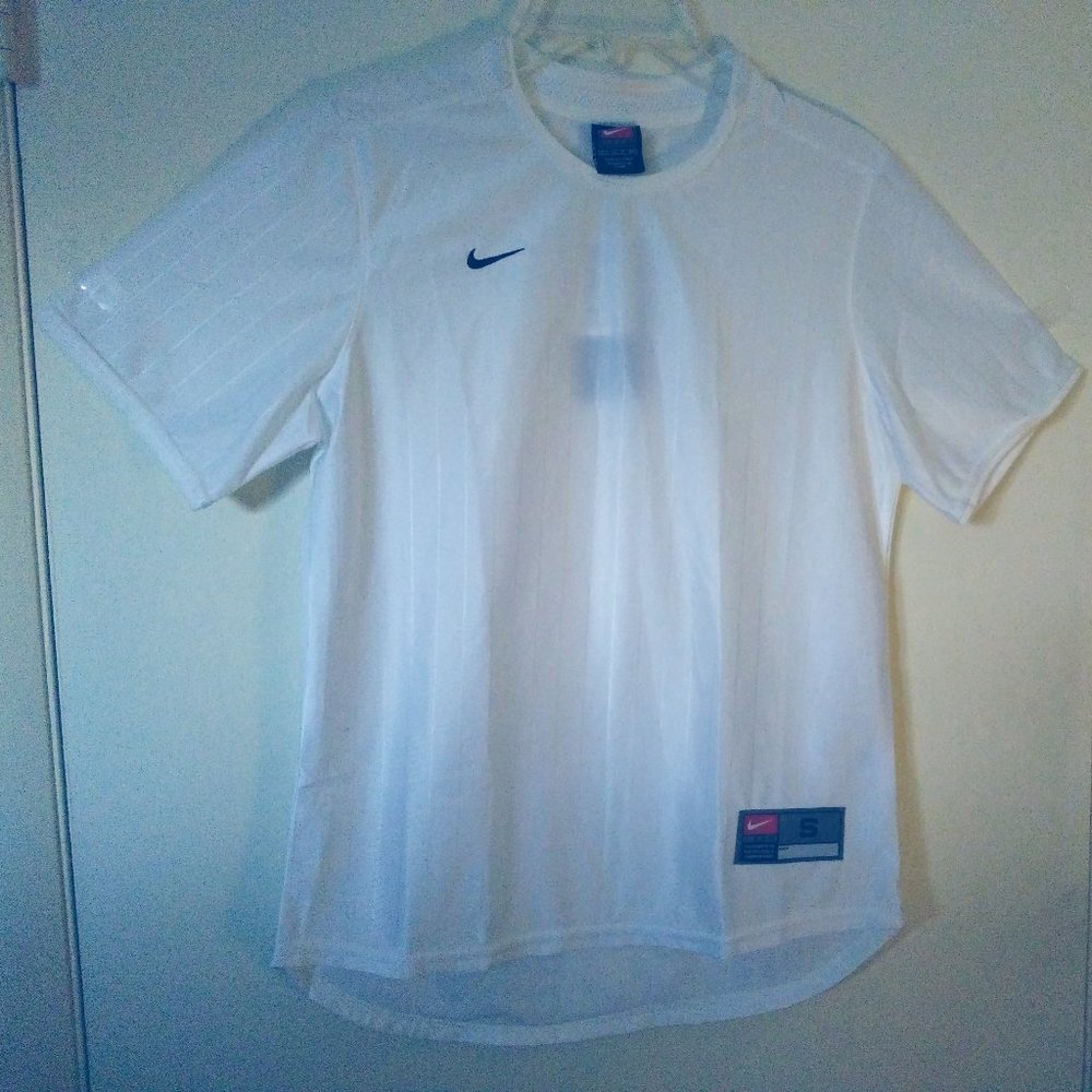 Vintage Nike White Dri-Fit Active Sports Top